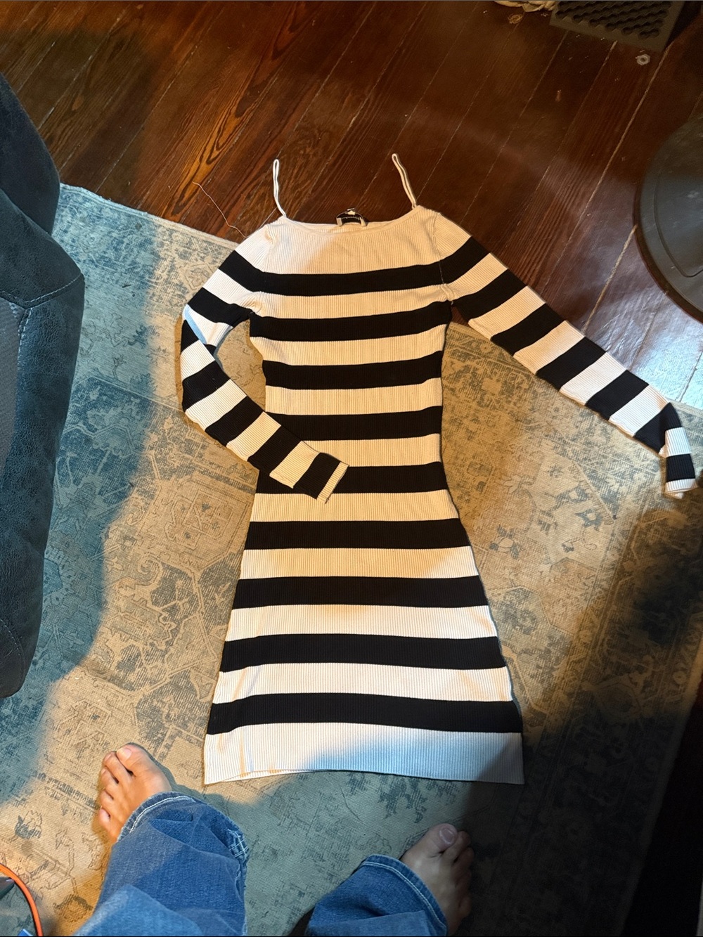 Striped Black and White Long-Sleeve Bodycon Dress